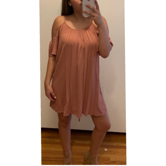 Dresses & Skirts - Blush Pjnk Dress Dresses & Skirts - Blush Pjnk Dress